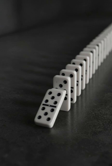 Cascading domino chain reaction