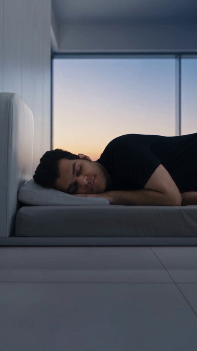 Robot transforms bed morning routine