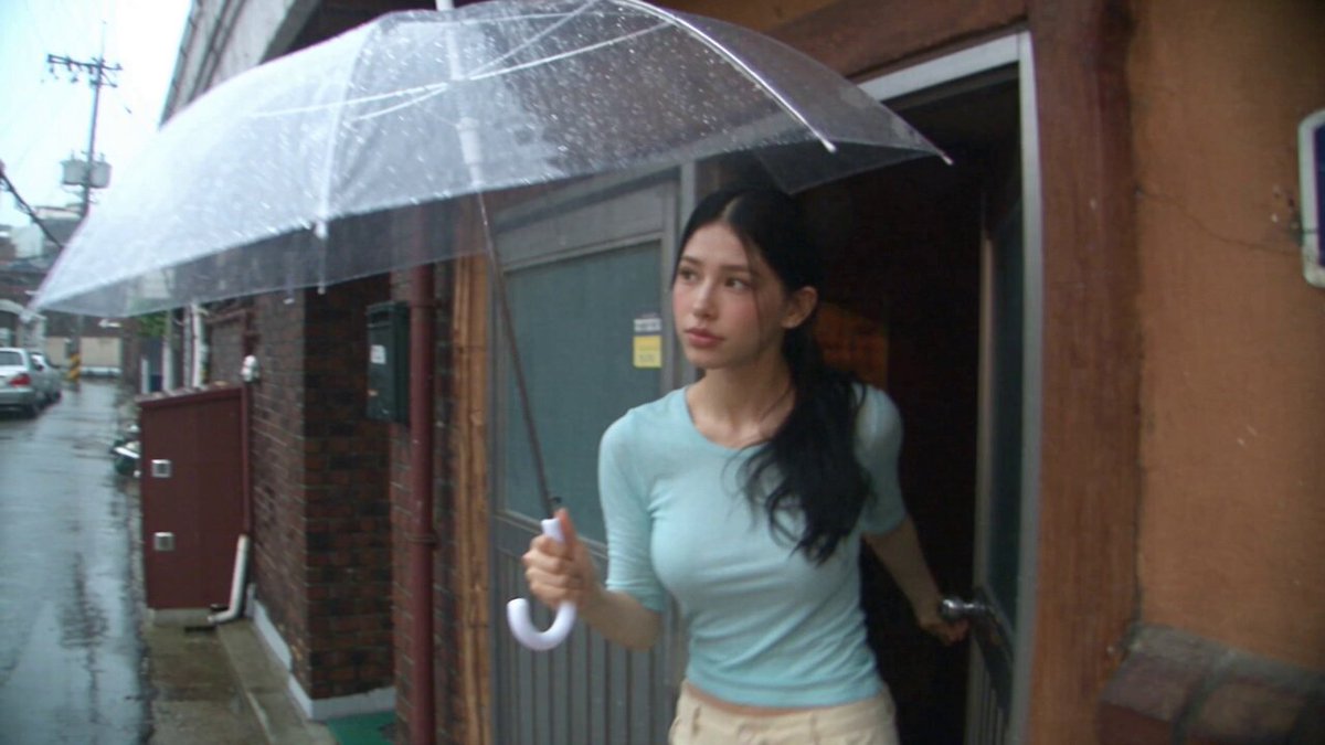 Rainy Sunday neighborhood home video